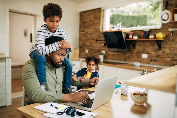 hubspot:-10-tips-for-parents-working-from-home-with-kids