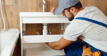 constant-contact:-social-media-for-plumbers:-5-simple-tips-for-success